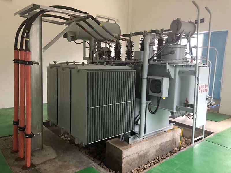 Distributietransformatorvergelijking tussen boven en onder 800 kVA
